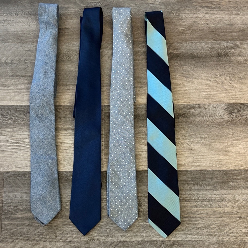 Elegant Men's Tie Set - Gray, Navy, and Striped